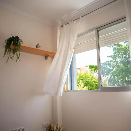 Piso Con Jardin Appartamento *