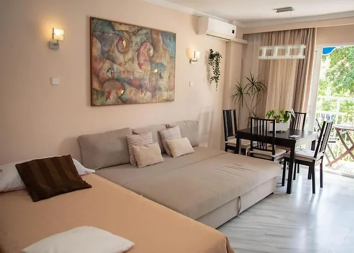 Piso Con Jardin Lejlighed *
